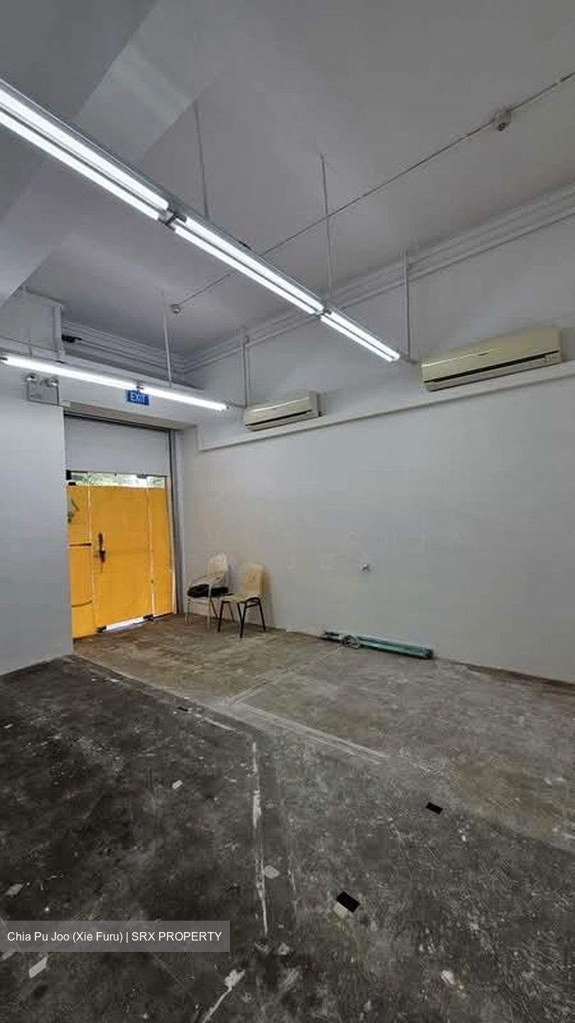 Jalan Membina (D3), Shop House #561021251